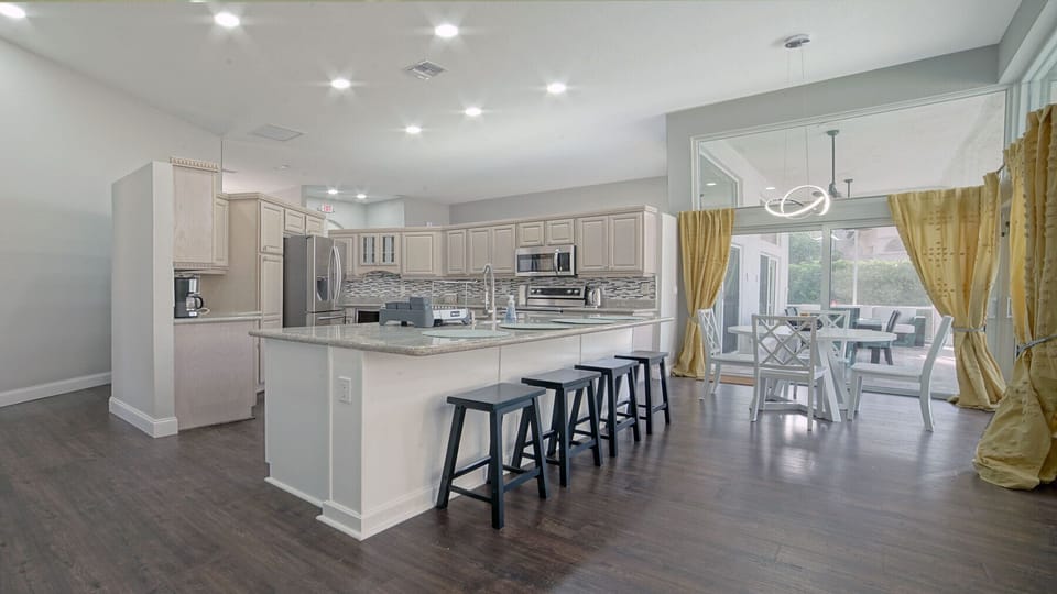 Kitchen & Den Area