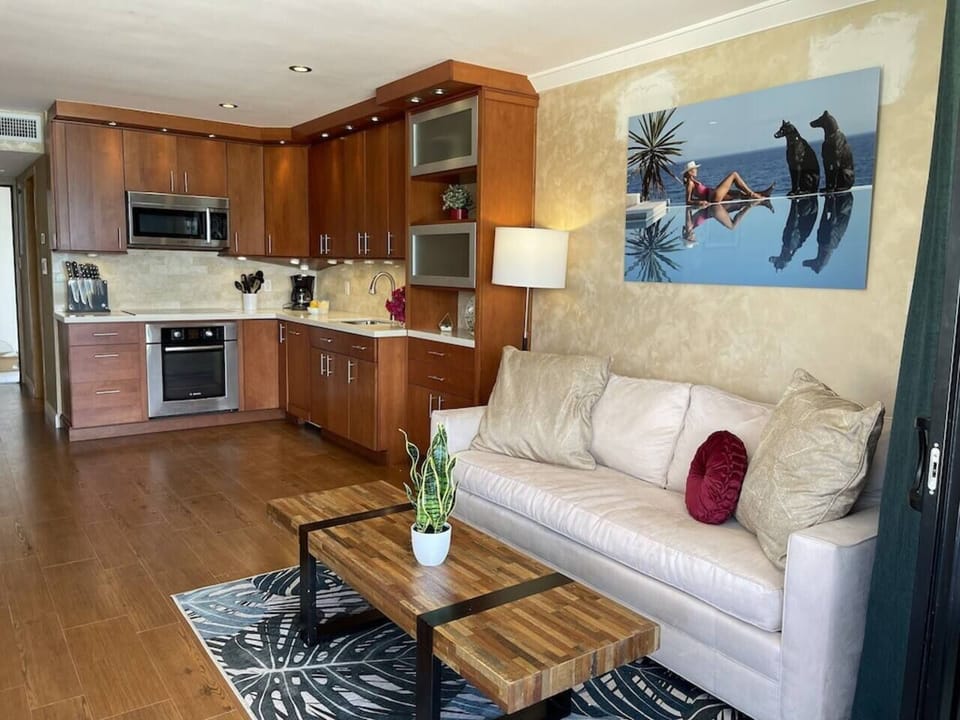 "The artwork in the condo was fun and fit the vibe of Sapphire Beach."