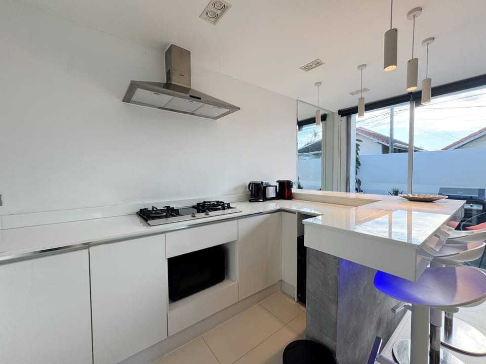 House, 3 Bedrooms, Private Pool, Garden View | Interior