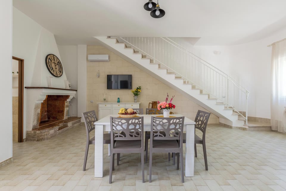 Comfort Villa | Dining room
