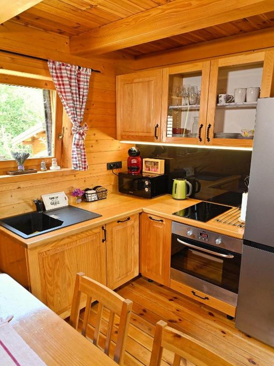 House (Three Bedroom Holiday Home with Hot T) | Private kitchen | Fridge
