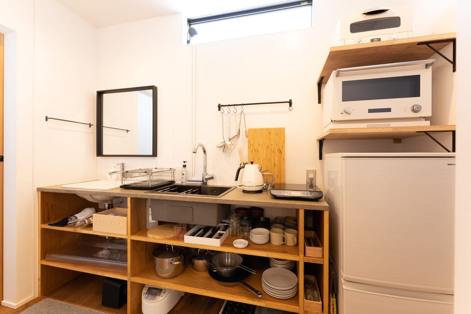 Design Apartment, Multiple Beds, Non Smoking, Kitchen | Private kitchen | Fridge, microwave, stovetop, electric kettle
