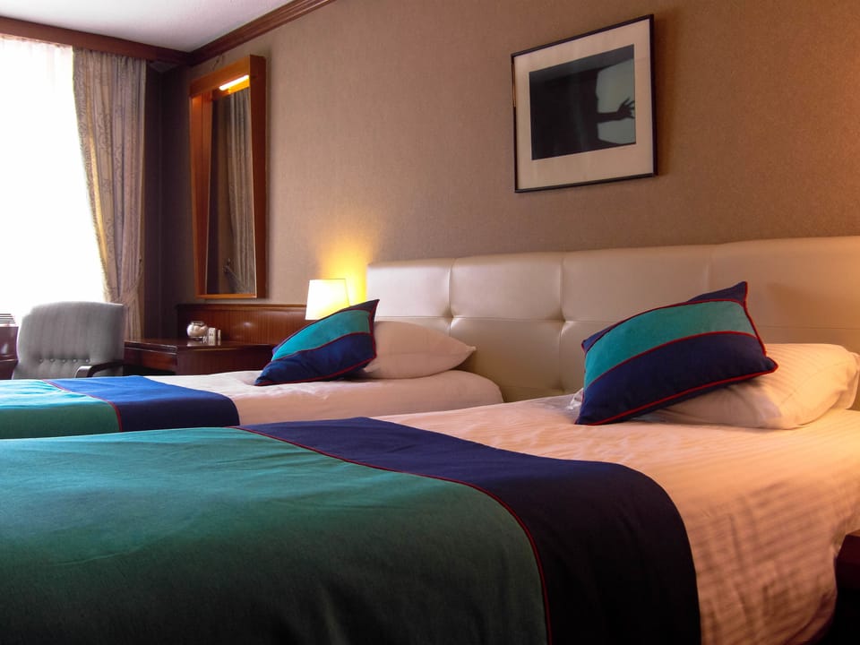 Suite, 1 Double Bed with Sofa bed | Minibar, in-room safe, desk, laptop workspace
