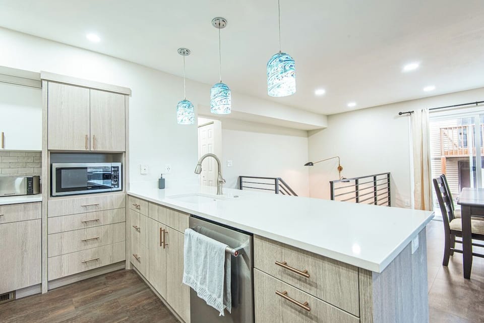 Skip the dishes! In-unit dishwasher for a stress-free vacation!