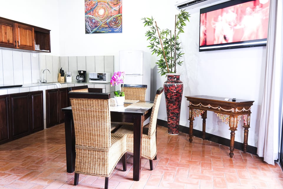 Villa, Pool View | In-room dining