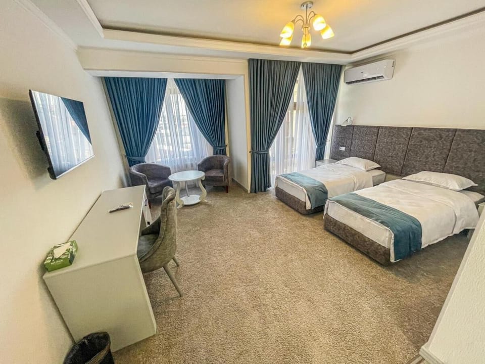 Luxury Double or Twin Room | In-room safe, desk, laptop workspace, iron/ironing board (on request)