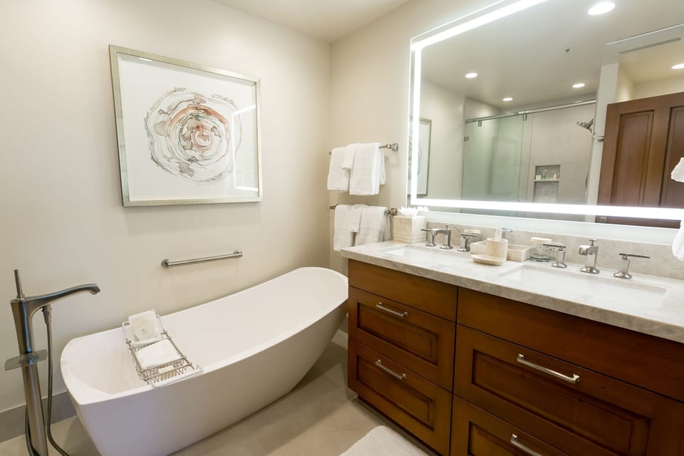 Room, 1 Bedroom | Bathroom