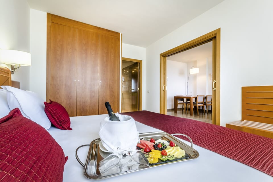 Minibar, in-room safe, desk, blackout drapes