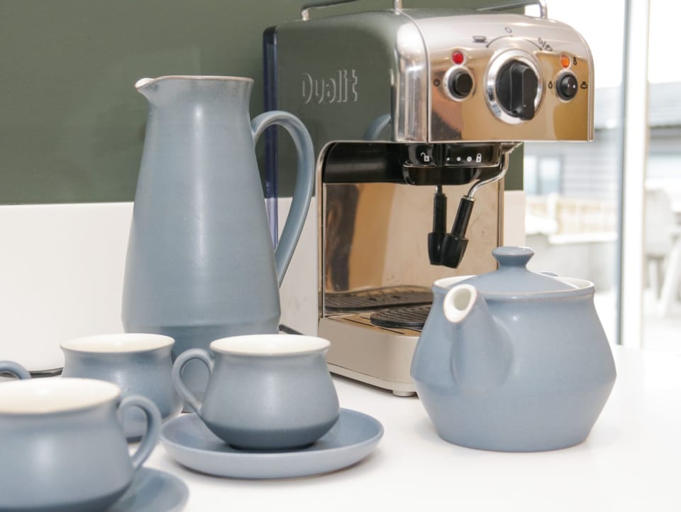 Cottage | Coffee and/or coffee maker