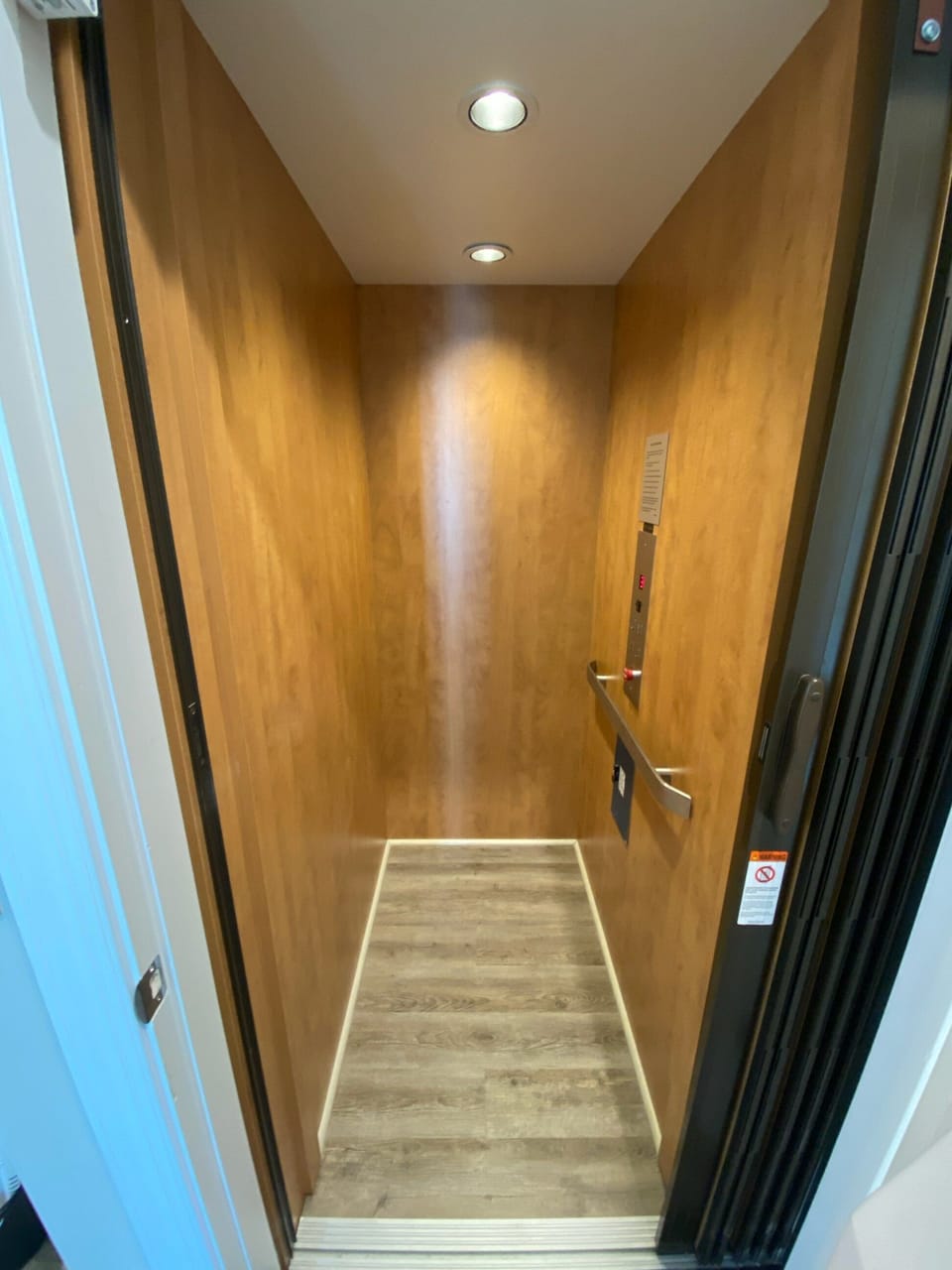 elevator 