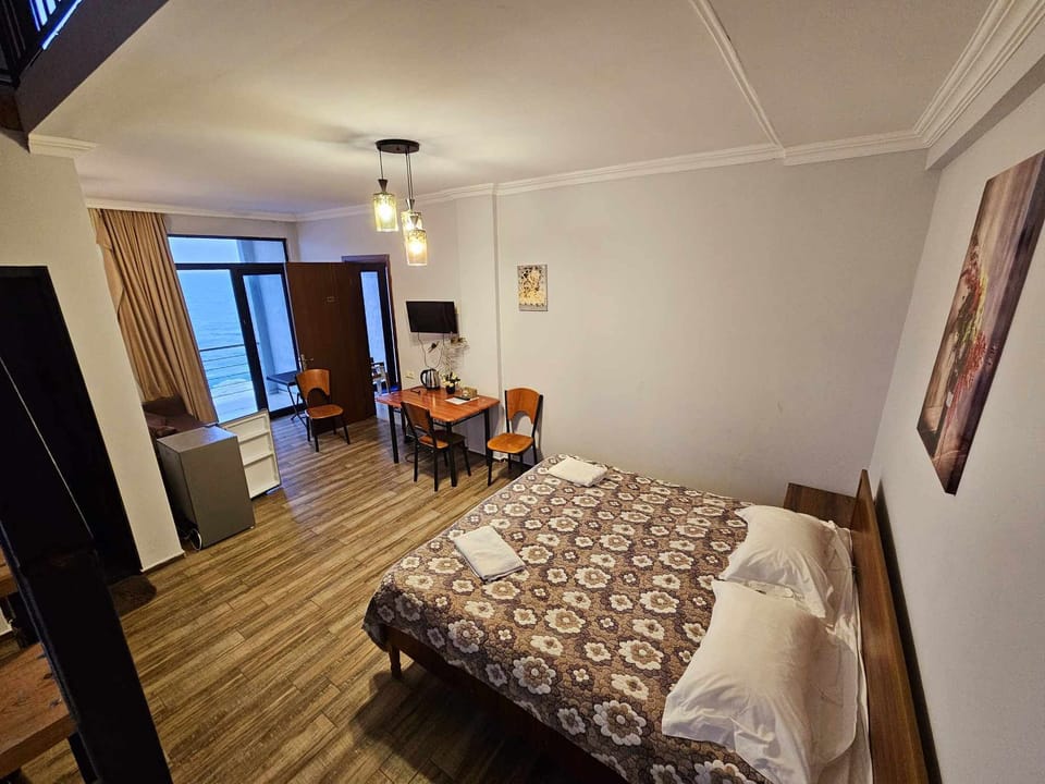 Family Triple Room, 1 Bedroom, Sea View