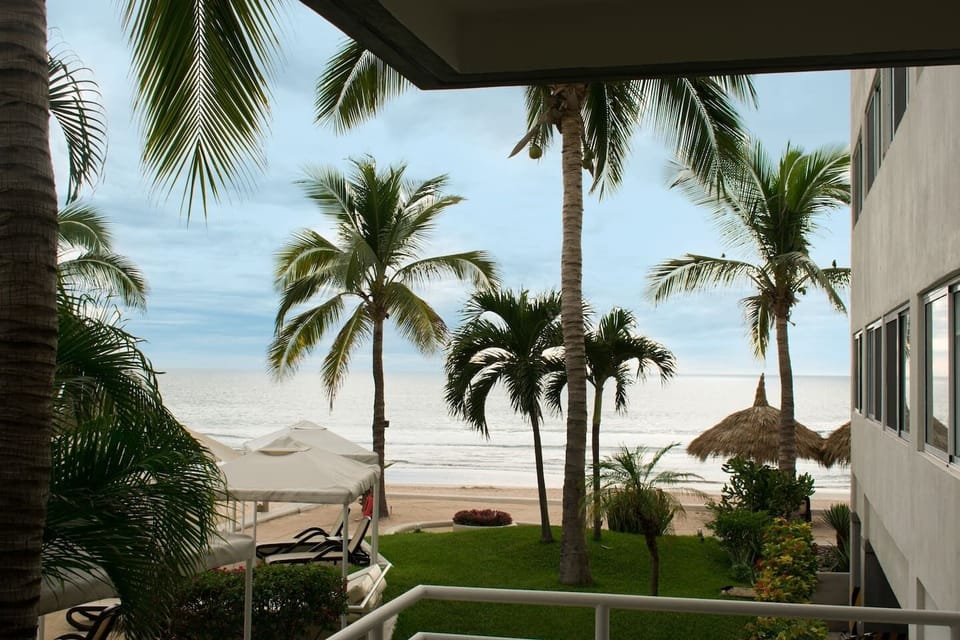 Family Condo | Garden view