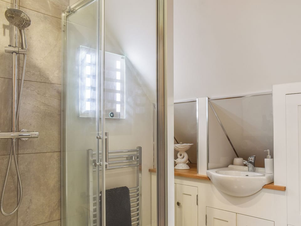 Shower room | The Dunes, Bridgend