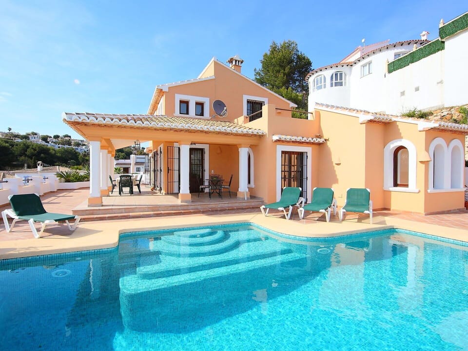 Property, House, Building, Swimming Pool, Real Estate, Estate, Home, Villa, Mansion, Architecture