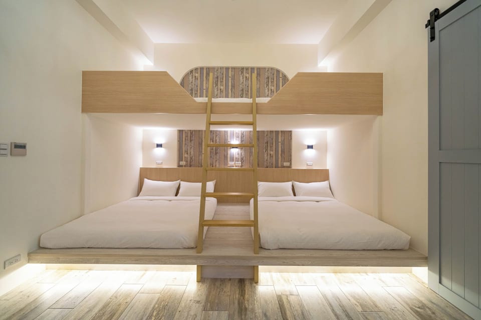 Family Room | Minibar, individually decorated, soundproofing, free WiFi