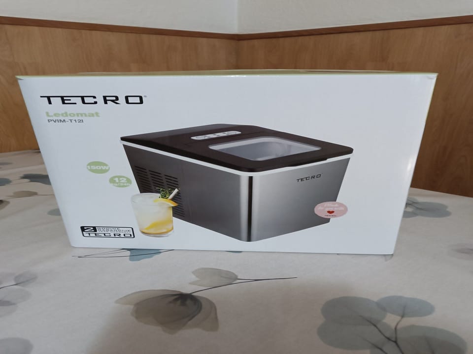 House (Two Bedroom Holiday Home with Terrace) | Private kitchen | Fridge