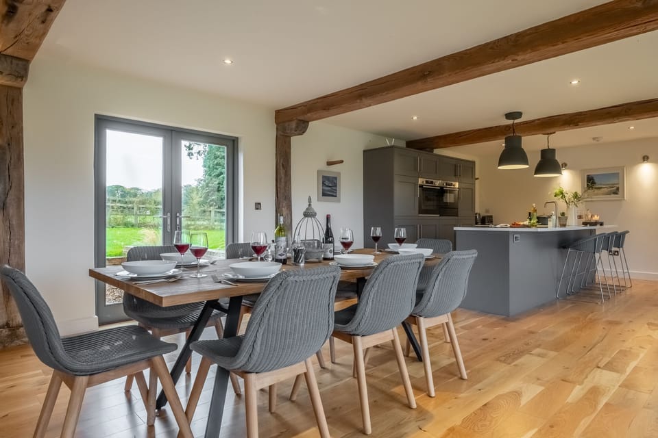 Ground floor: Dining area