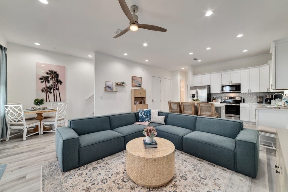 Open layout for comfort up to 12.