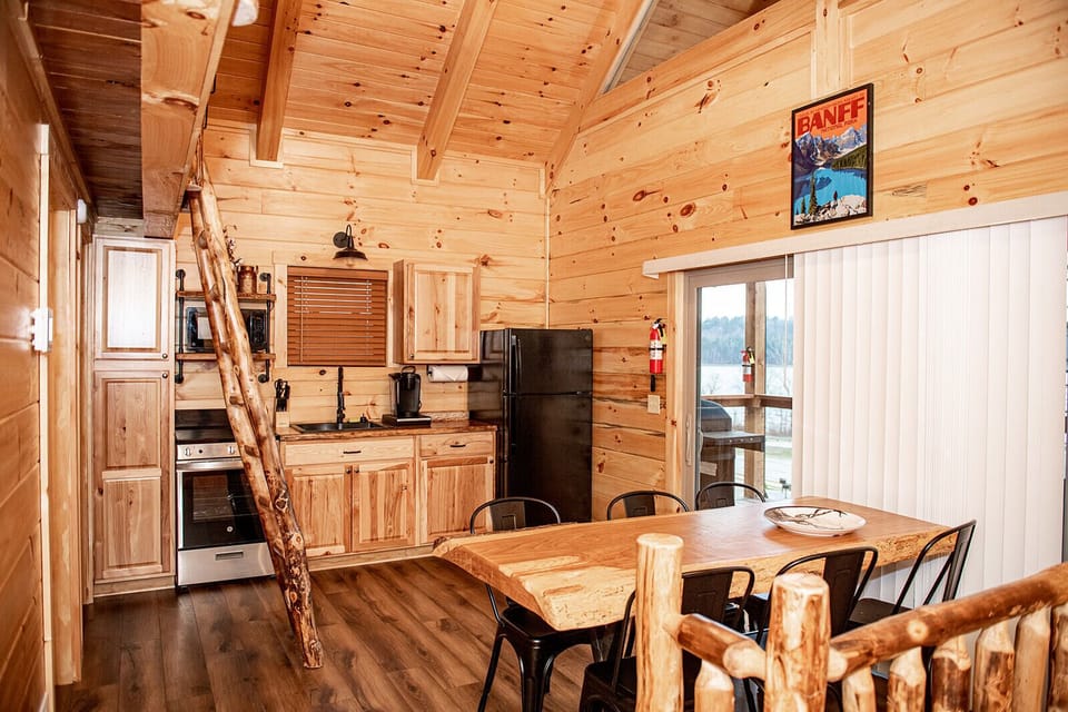 Kitchen/Dining