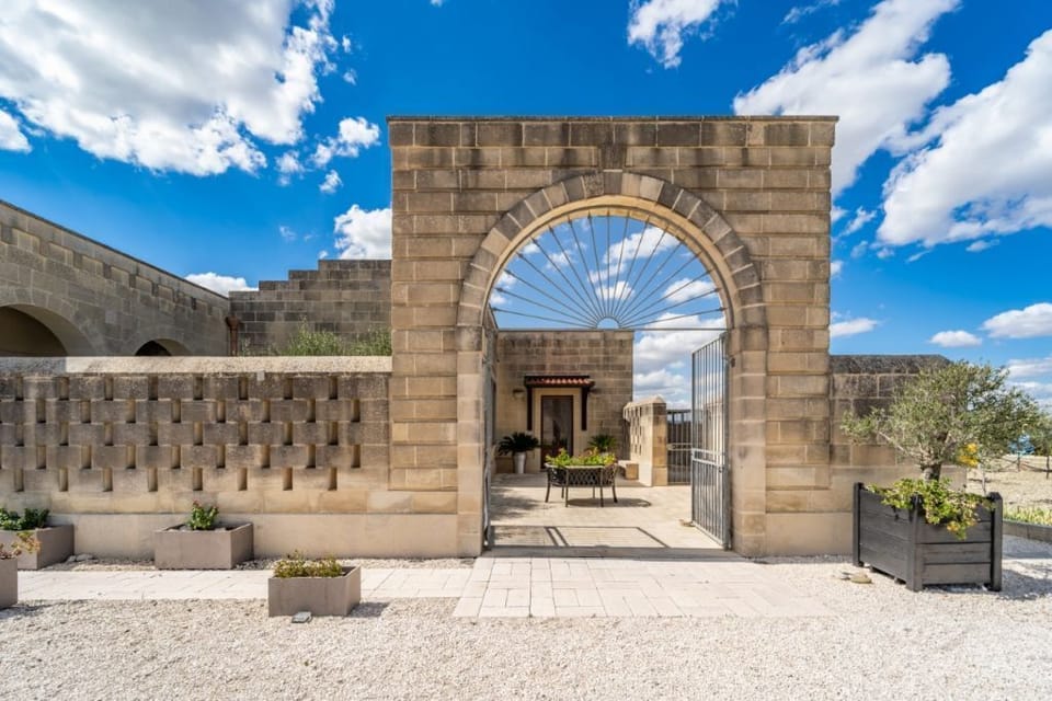 Entry to the villa. 
