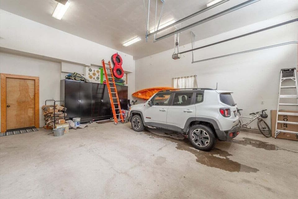 Large 2 car garage