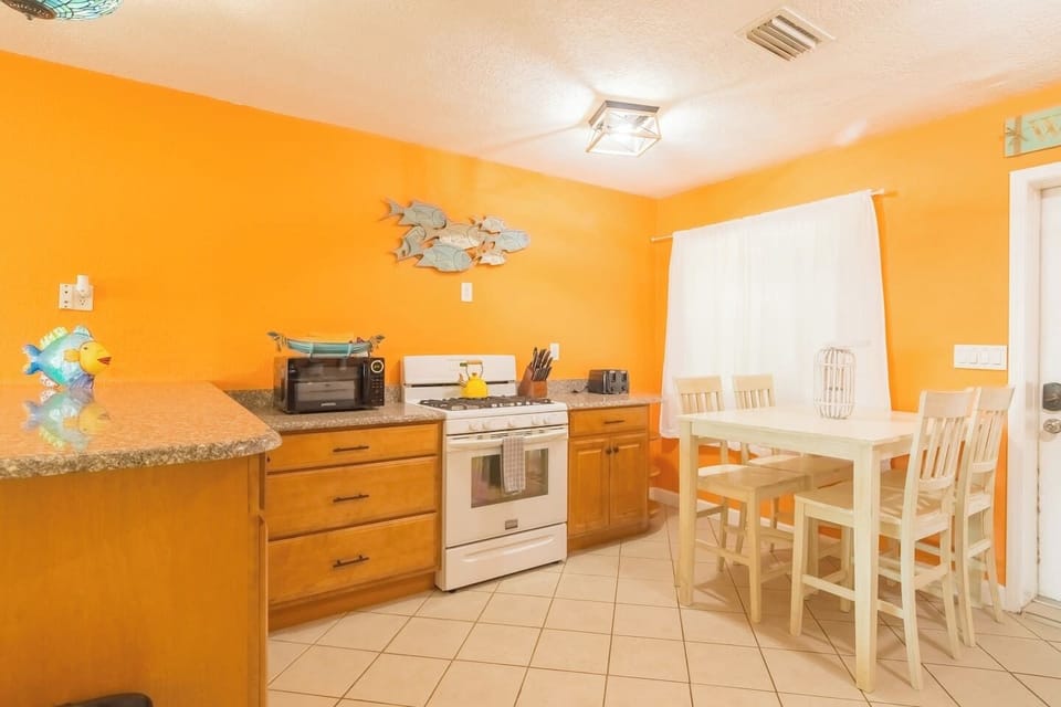 Fully stocked kitchen with oven, range and microwave!