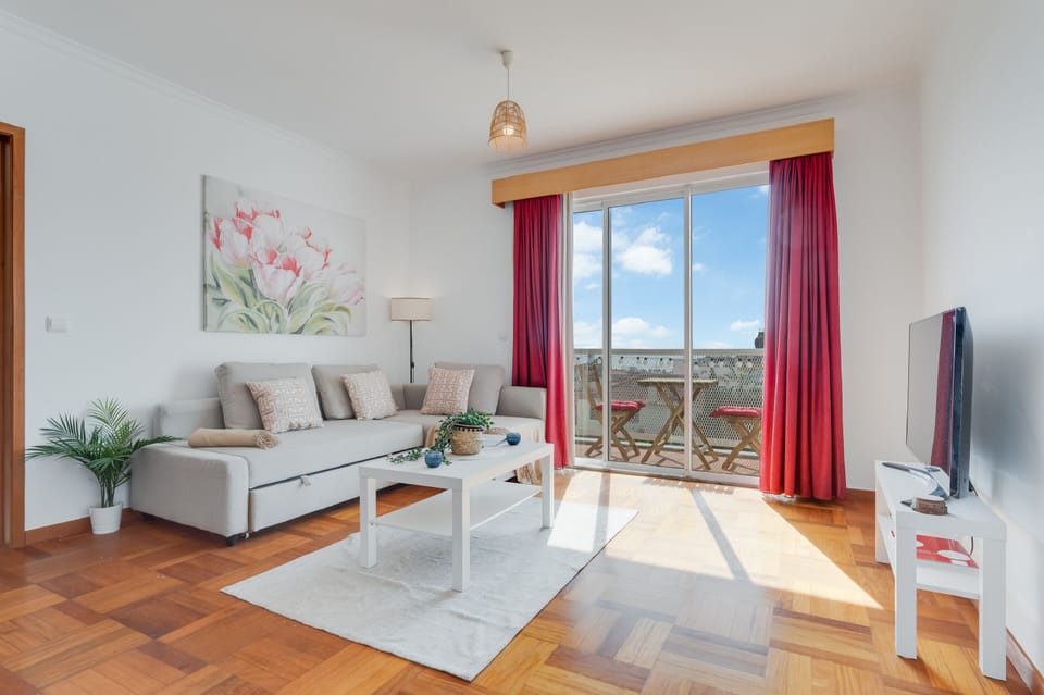 Apartment | Living area | 52-inch flat-screen TV with cable channels, TV