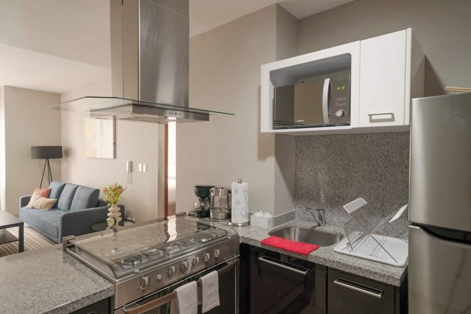 Fully equipped state of the art kitchen 