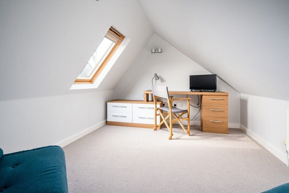 A large desk for you to catch up on those all important emails! 