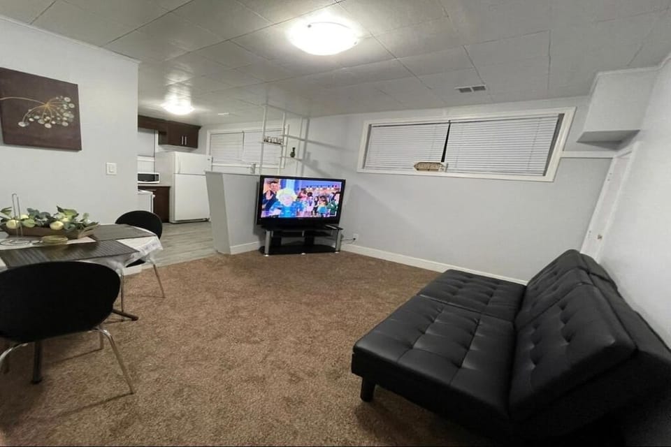 Common/TV lounge