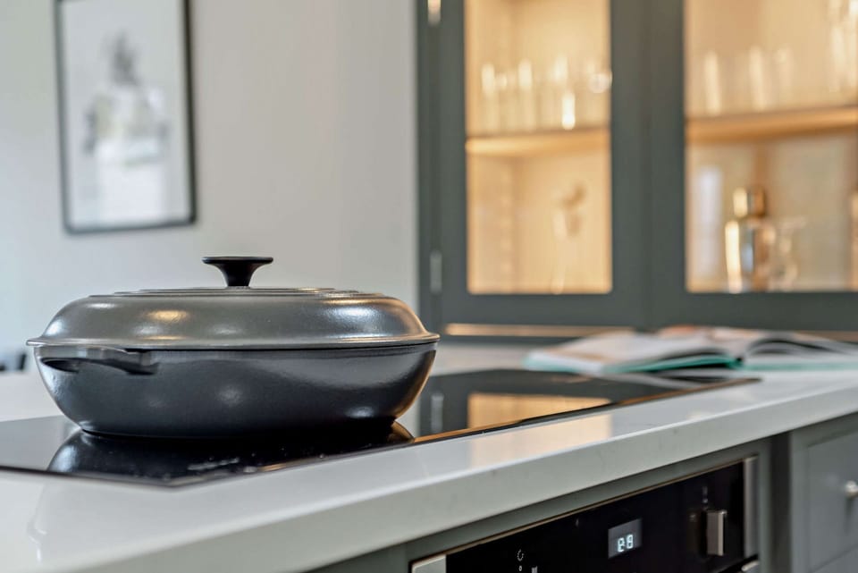 Steeple View Kitchen - StayCotswold