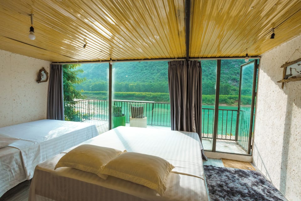 Quadruple Room, River View | Soundproofing, free WiFi, bed sheets