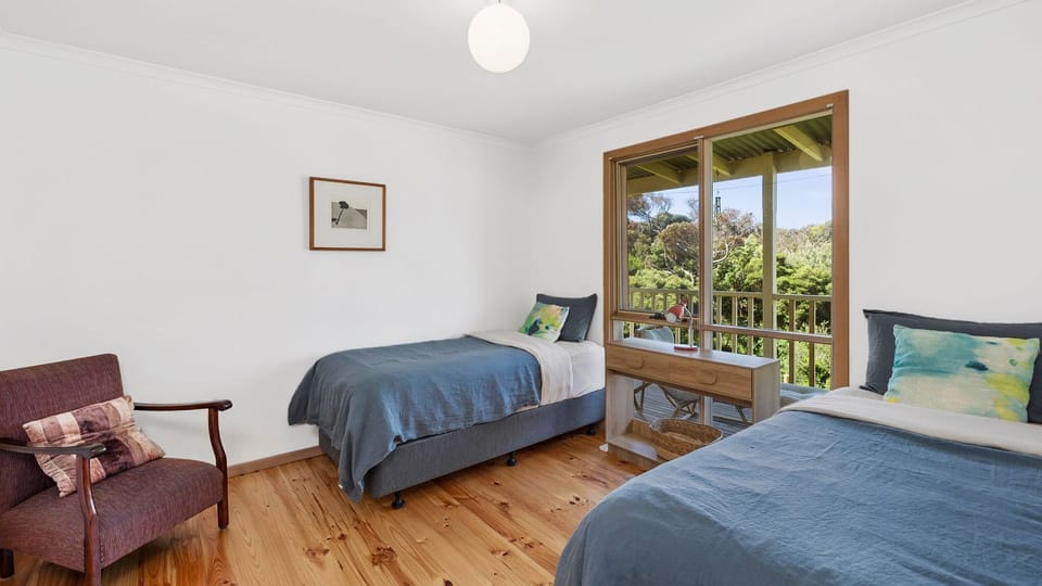 Bedroom 3 - 2 Single beds with built-in robe