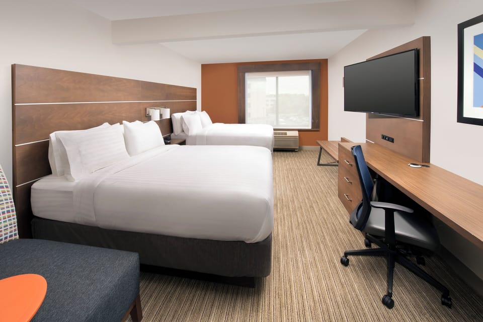 In-room safe, desk, laptop workspace, blackout drapes