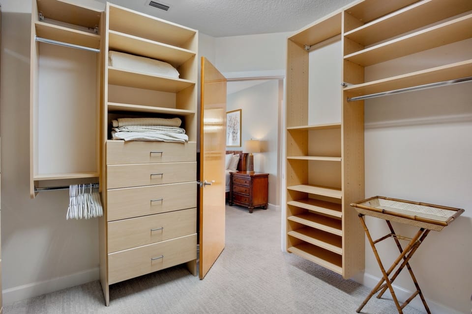 Primary Bedroom, Closet