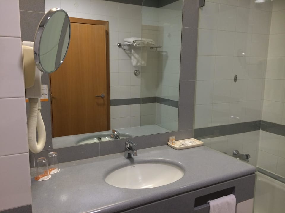 In-room safe, desk, blackout drapes, free WiFi