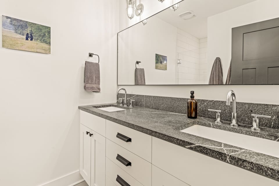 Double vanity gives plenty of space for everyone