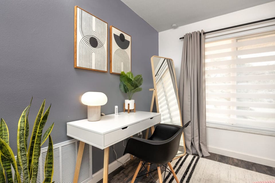 Desk area in guest bedroom