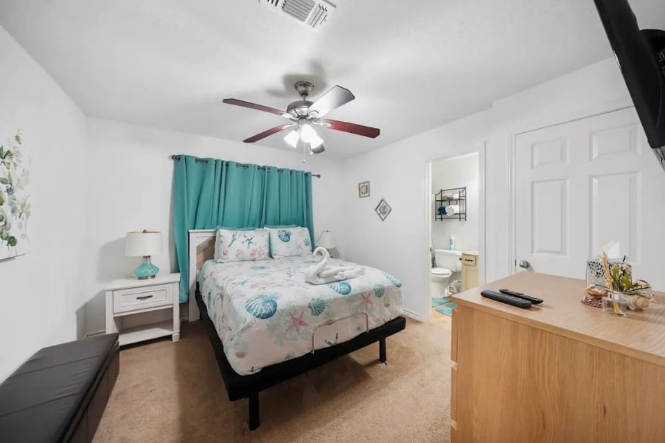 Front Bedroom