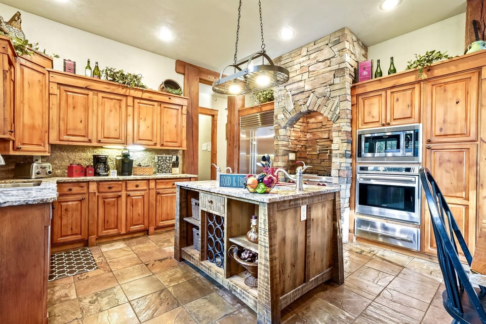 Large and well stocked kitchen