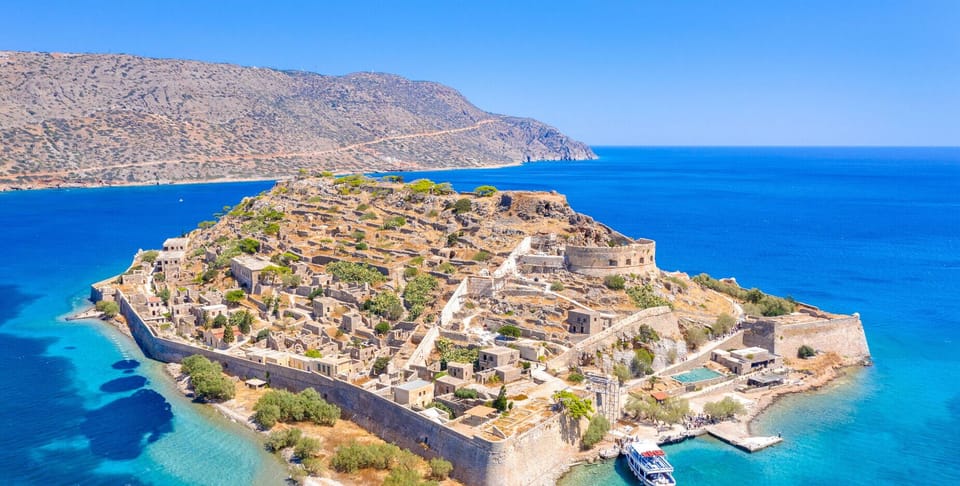 Building Exterior, Scenic View, Summer