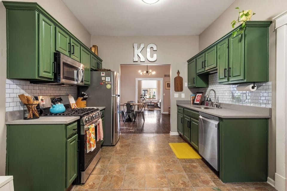 Fully equipped kitchen with bold KC-inspired style—perfect for cooking before heading out to explore Kansas City.