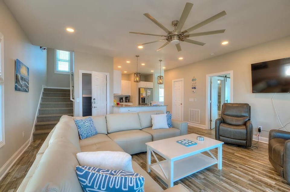 Living Room 
GW 6.15.24