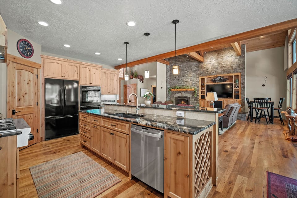 56191 Sable Rock-12