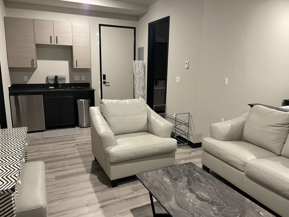 Sitting area and kitchenette