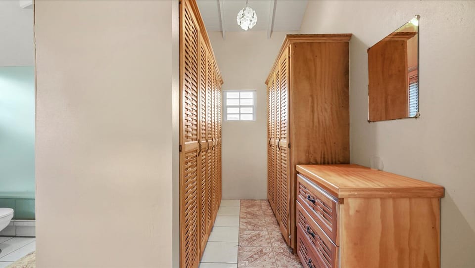 Walk in closet