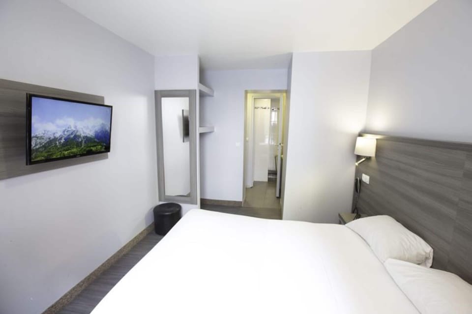 Twin Room | Free WiFi, bed sheets, wheelchair access