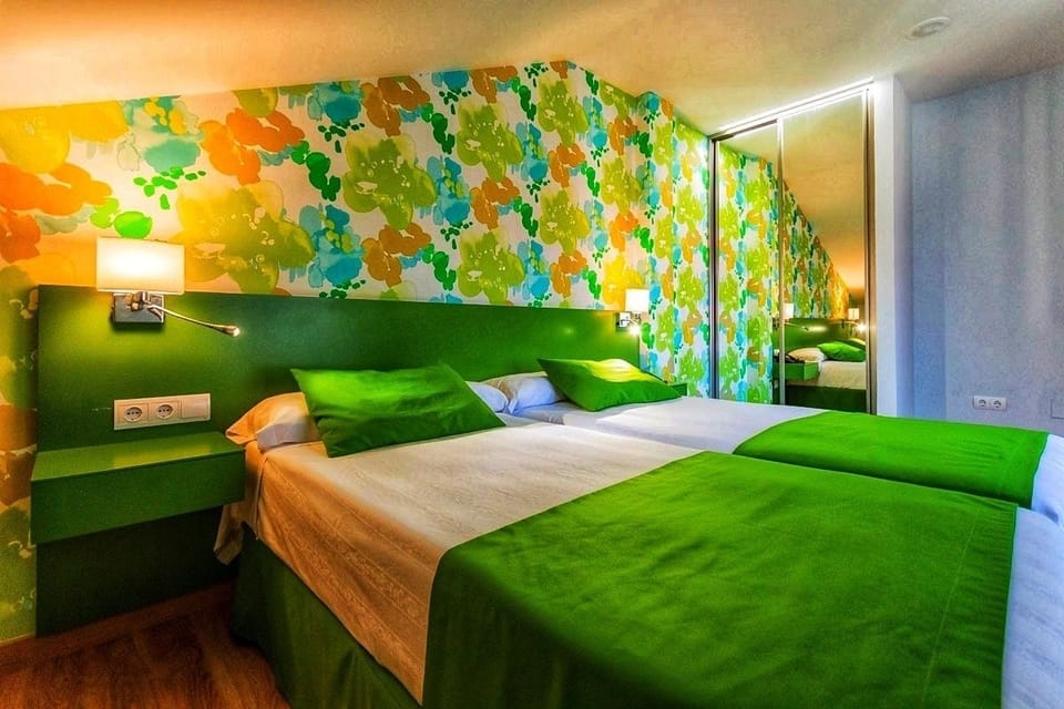 Standard Double or Twin Room | Desk, blackout drapes, free cribs/infant beds, free WiFi