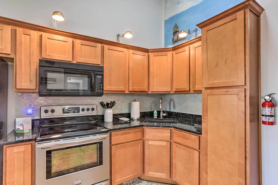Kitchen | Coffee Maker | Crockpot