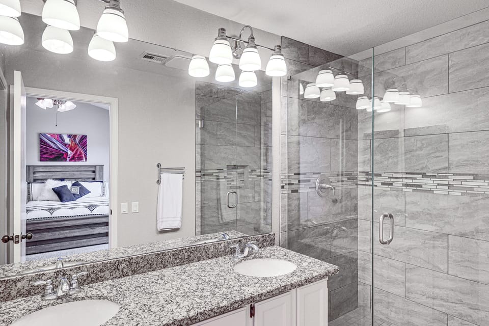 En-Suite Bathroom | Towels